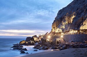 Resort Restaurant - El Farallon