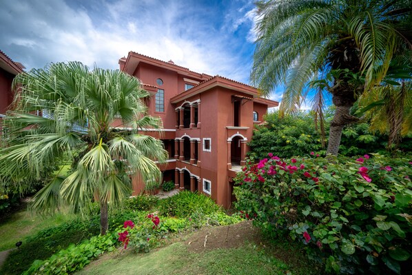 Exterior of our gorgeous bulding!