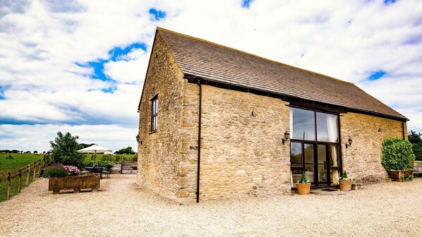 King John's Barn, The Gallery, Bolthole Retreats