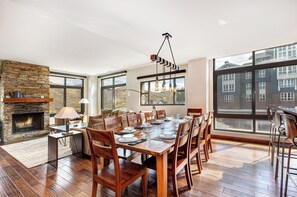 Lowell 402 dining table with seating for 10 guests.