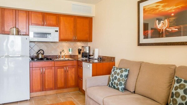 la-cabana-beach-resort-1bed-living-area.jpg