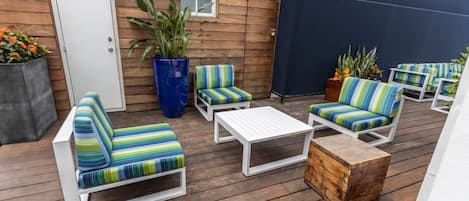 Lounge area