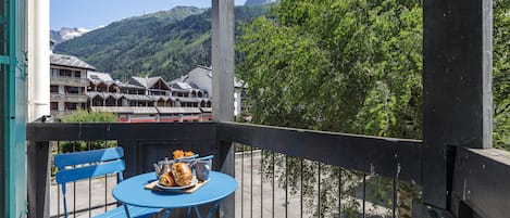 Balcony with mountain view