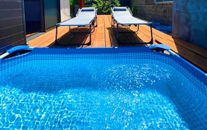 Pool deck