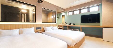 [1st floor] Twin room / Room based on refreshing green is a spacious design of 28 square meters!
