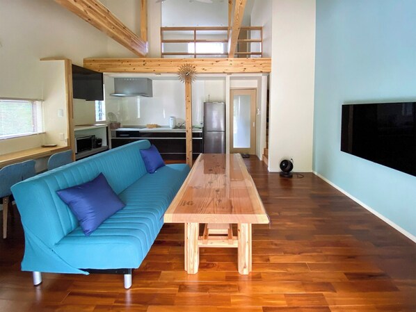 ・ WEST living room with an open atrium