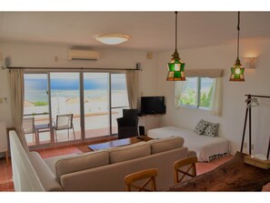 2nd floor living room