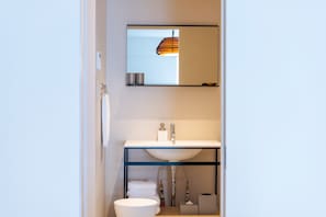 3F Living --Basic