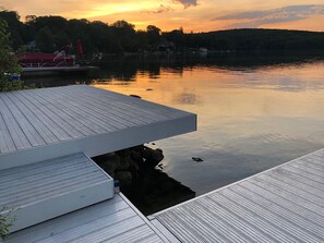 Sitting deck