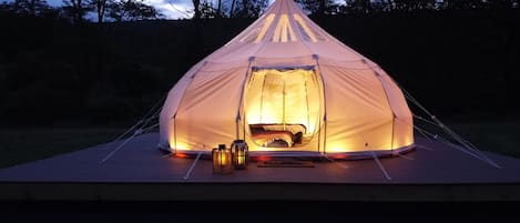 Welcome to River Mountain Glamping Getaway!