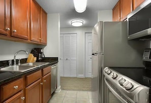 myrao-hi-res-studio-kitchen
