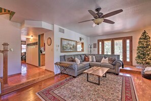 Family Room | Wood-Burning Stove | Board Games