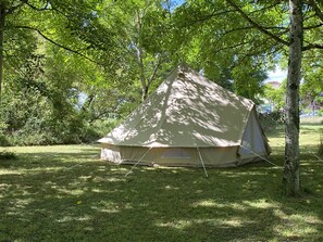 Hazel Belle tent