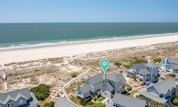 Ocean Front Panoramic Views