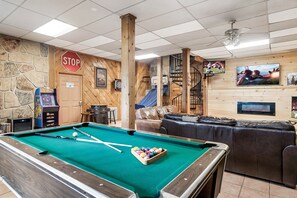 Massive game room