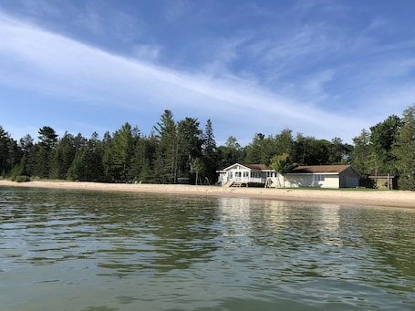 Welcome to northern Michigan on Lake Huron!