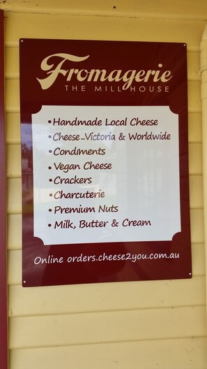 FROMAGERIE: 2874 Warburton H'way, Wesburn.  Upper Yarra Valley cheeses.