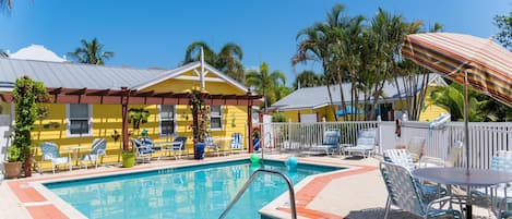 Anna Maria Beach Cottages Pool