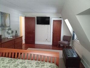Large second floor Master