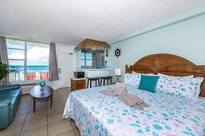 Direct ocean front, tiki bar, and a king bed! What more do you need?