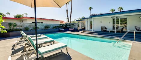 Palm Springs Vacation Rental | 4BR | 4.5BA | Step-Free Entry & Interior