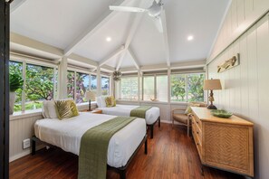 International Colony Club 13 bedroom 2 1
