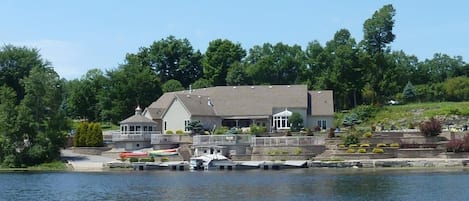 Luxury River front Cottage