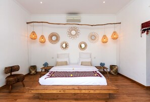 2br Villa 15mins Walk to Seminyak Beach