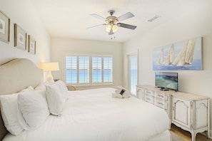 21-Emerald-Dunes-504-Master-Bed