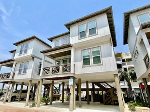 Tortuga Sunset, Gulf Shores, Alabama. 2 Bedroom 2 Bathroom, sleeps 8.
