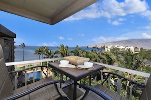 Nani Kai Hale 605 lanai with ocean view2