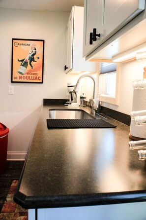 Large counter area.