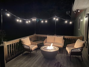 Front deck with fire table and cozy seating!