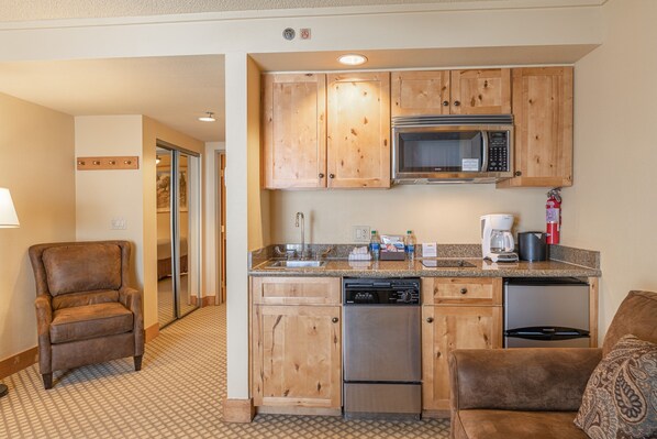 Room, Indoors, Microwave, Oven, Furniture