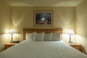 Table Lamp, Lamp, Bed, Furniture, Bedroom