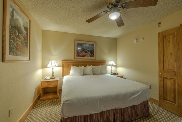Ceiling Fan, Bedroom, Room, Indoors, Bed