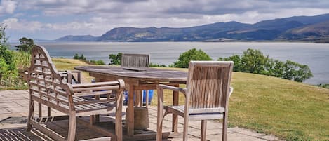 The outdoor dining table at Menai View, Anglesey
