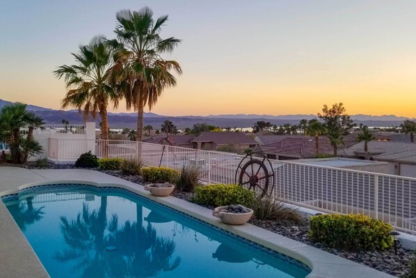 Lake Havasu Vacation Rental | 3BR | 2BA | 1,916 Sq Ft | Step-Free Access