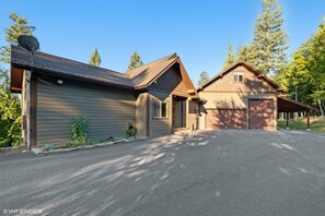 The Haskill Highland Retreat (2126)