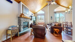 Indoors, Furniture, Living Room, Hardwood, Floor