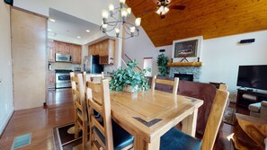 Hardwood, Chair, Furniture, Ceiling Fan, Flooring