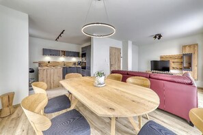 Ferienchalet-Wohnzimmer