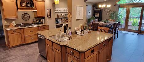 Kitchen and casual dining