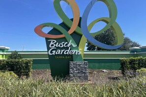 Just a 4 minute drive to Busch Gardens, take an Uber and save on parking!