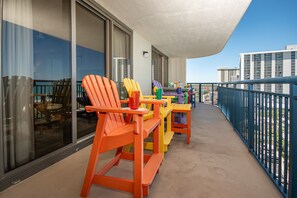 Direct Oceanview Balcony