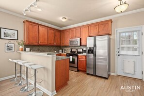 Kitchen with all the essentials plus dishwasher