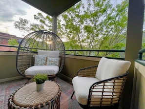 Great place to relax from the hustle and bustle of Vine Street.
