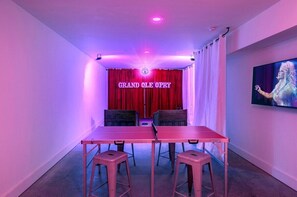 Spielezimmer