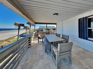 Deck- Ocean View Outdoor Dining