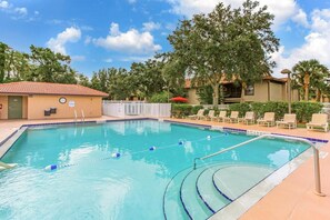 Beautiful and large swimming pool, family fun!